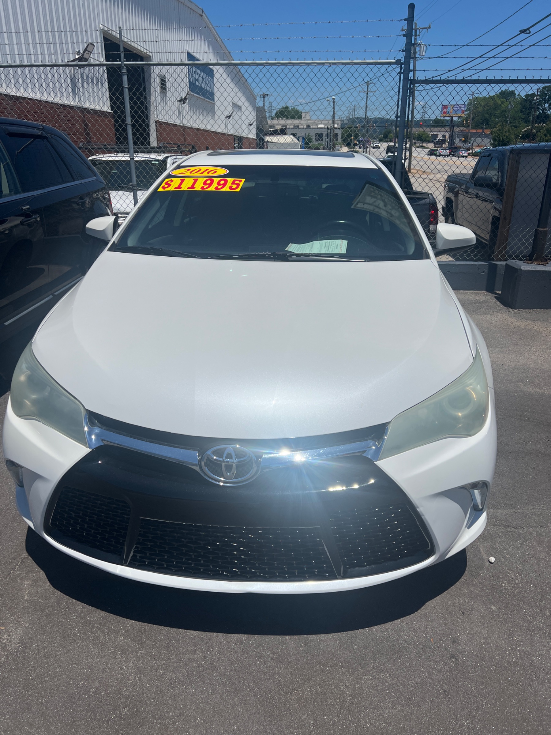 2016 TOYOTA CAMRY photo